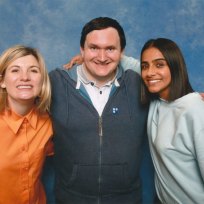 Jodie Whittaker, Tim Bradley and Mandip Gill at the 'London Comic Con Spring 2022', February 2022